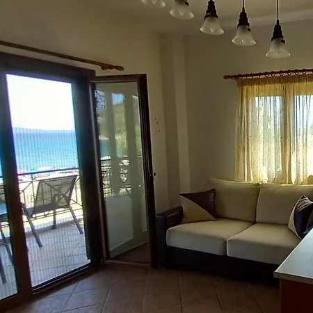 Апартаменты Spirou Maisonette On The Иериссос