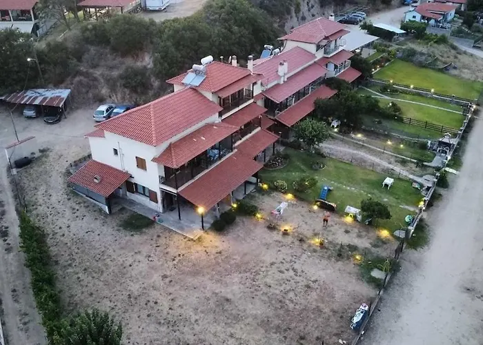 Апартаменты Spirou Maisonette On The *